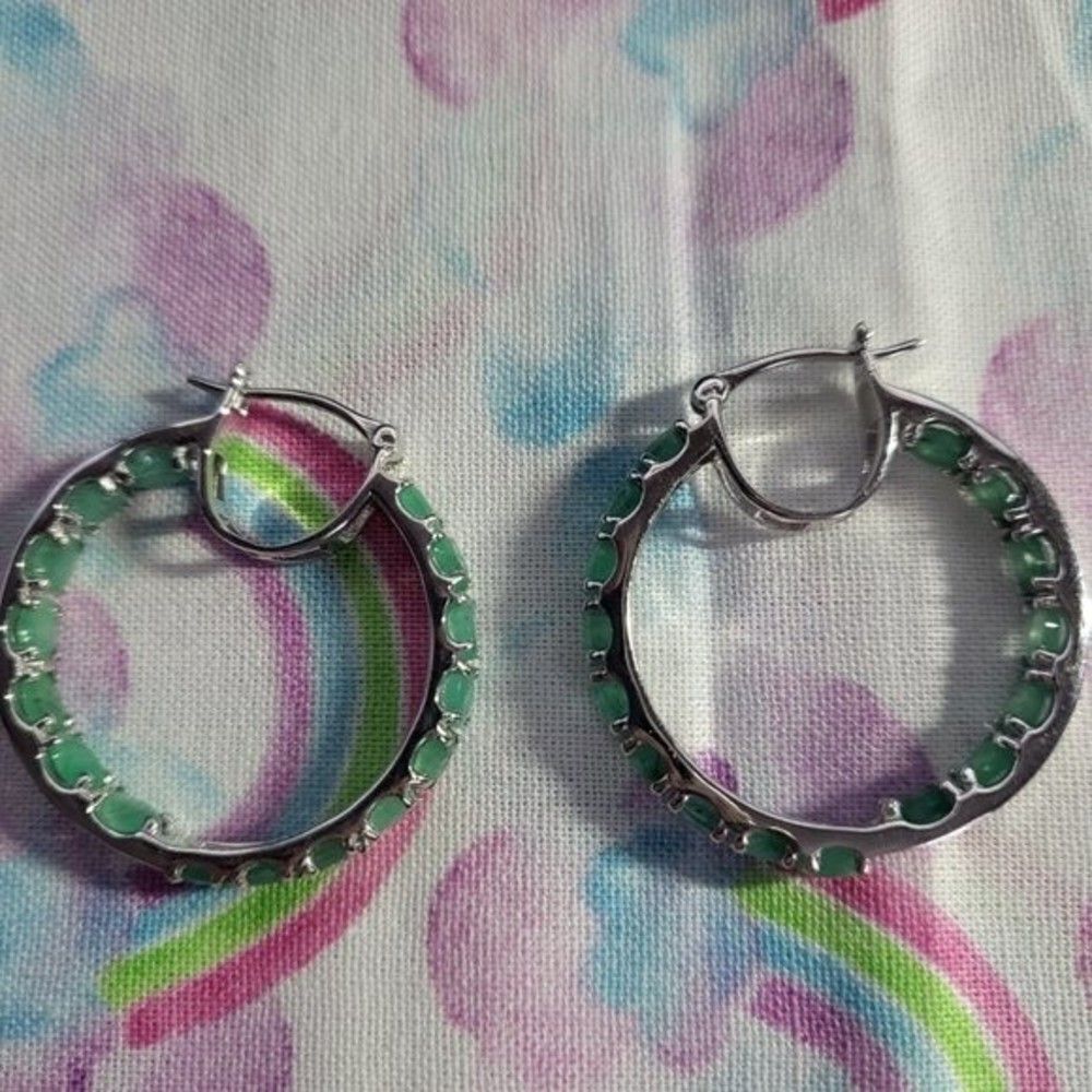 Exquisite Ethiopian Emerald Inside out Sterling Silver hoops - Picture 4 of 6